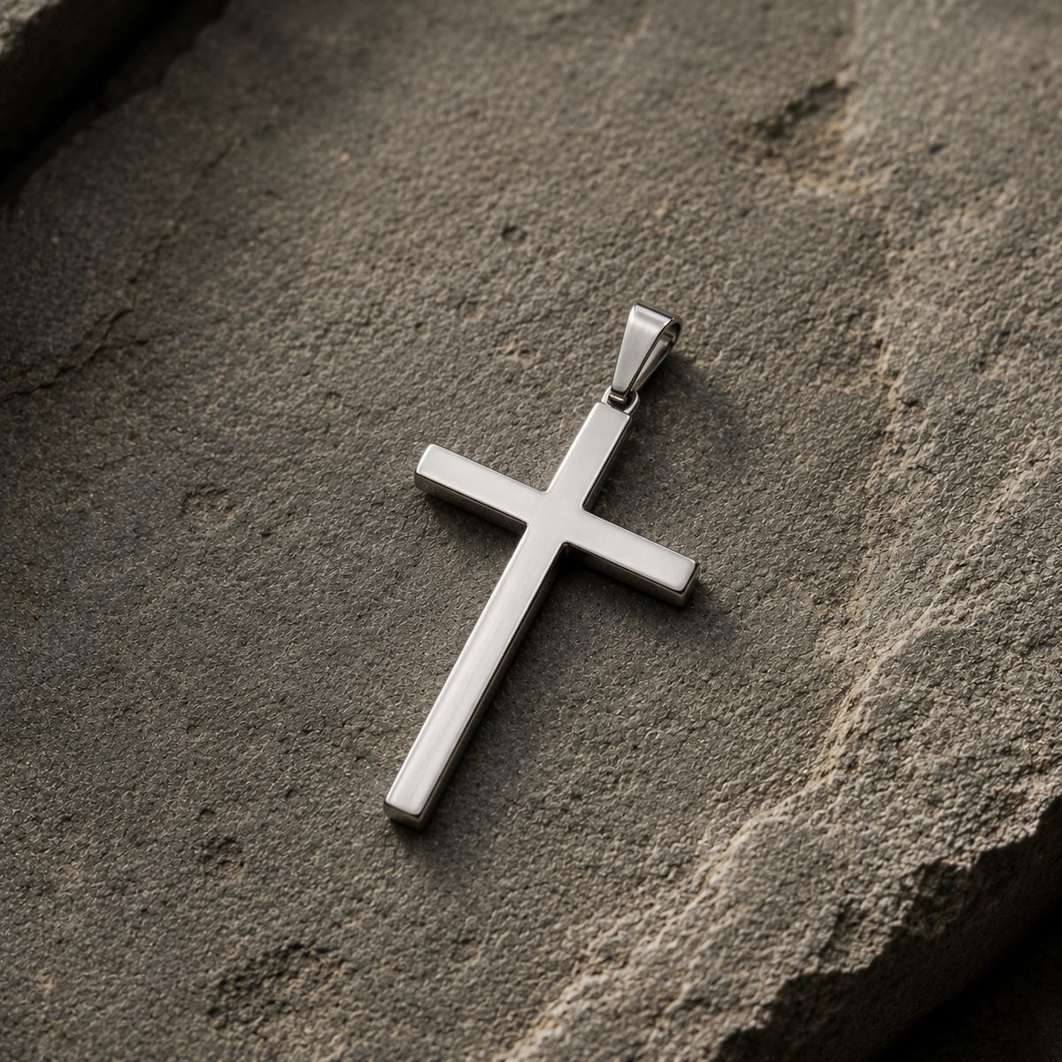 CROSS PENDANT